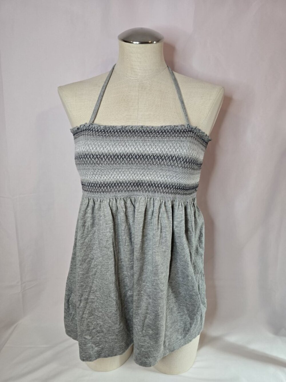 Old Navy Y2K Smocked Strapless Halter Top Womens Small Gray Babydoll Tank 2010s